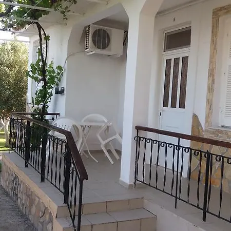 Galini Apartmanhotel *